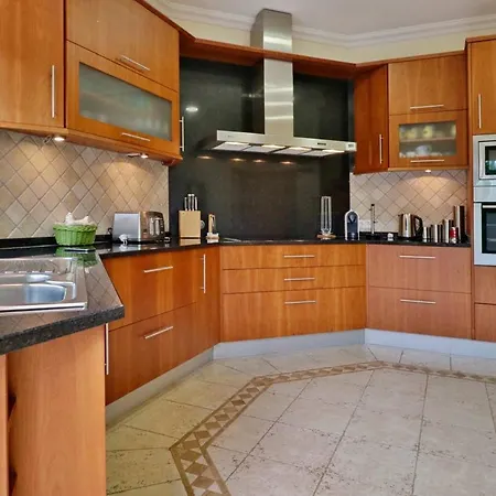 Villa 176 - 4 Bedroom - Great Pool Area - Wifi And Air Conditioning *