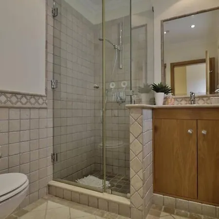 Villa 176 - 4 Bedroom - Great Pool Area - Wifi And Air Conditioning