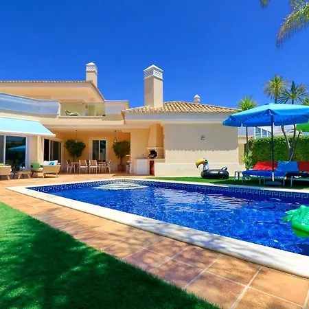 176 - 4 Bedroom - Great Pool Area - Wifi And Air Conditioning ואלה דה לובו